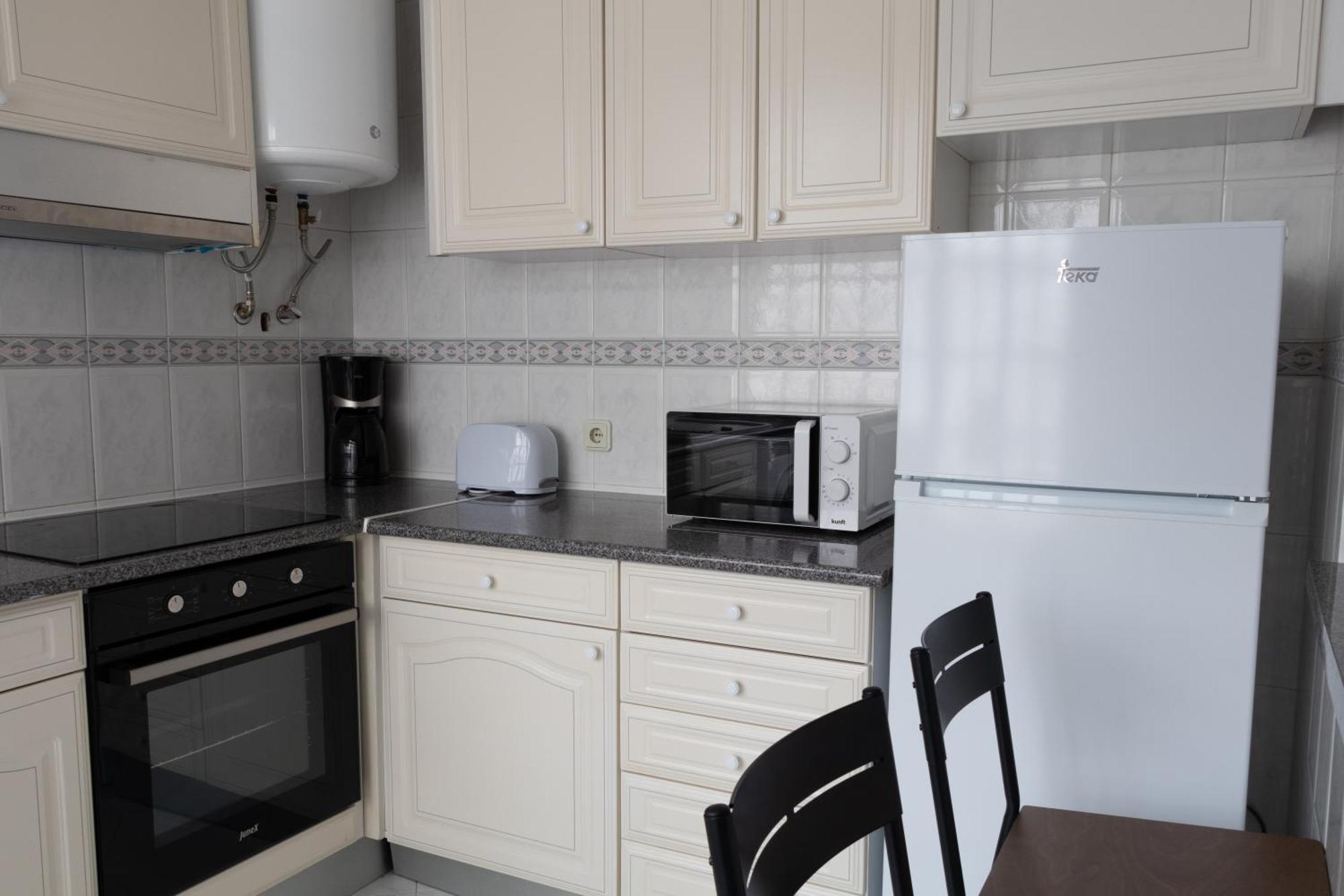 Blife Martinya House - Private Rooms And Apartments Ольян Экстерьер фото
