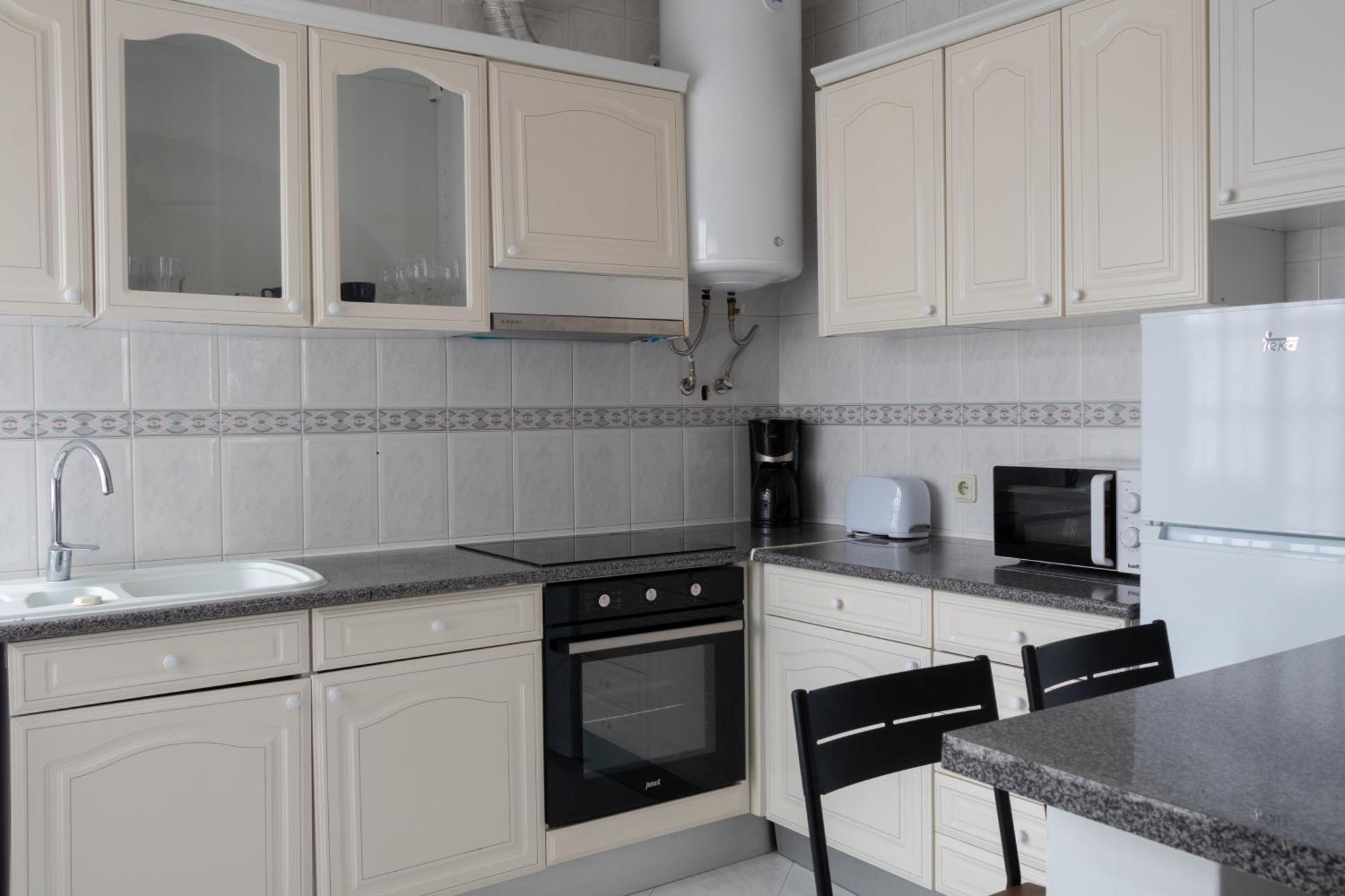 Blife Martinya House - Private Rooms And Apartments Ольян Экстерьер фото