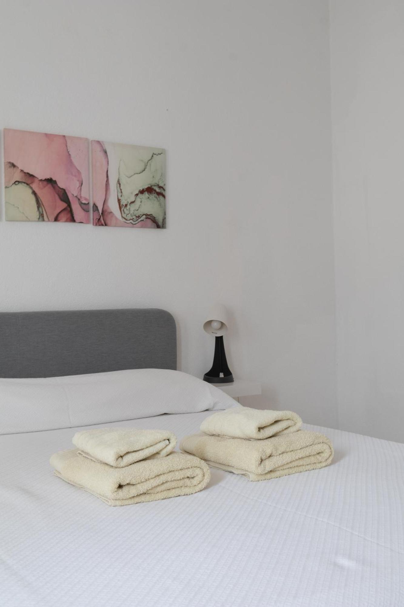 Blife Martinya House - Private Rooms And Apartments Ольян Экстерьер фото