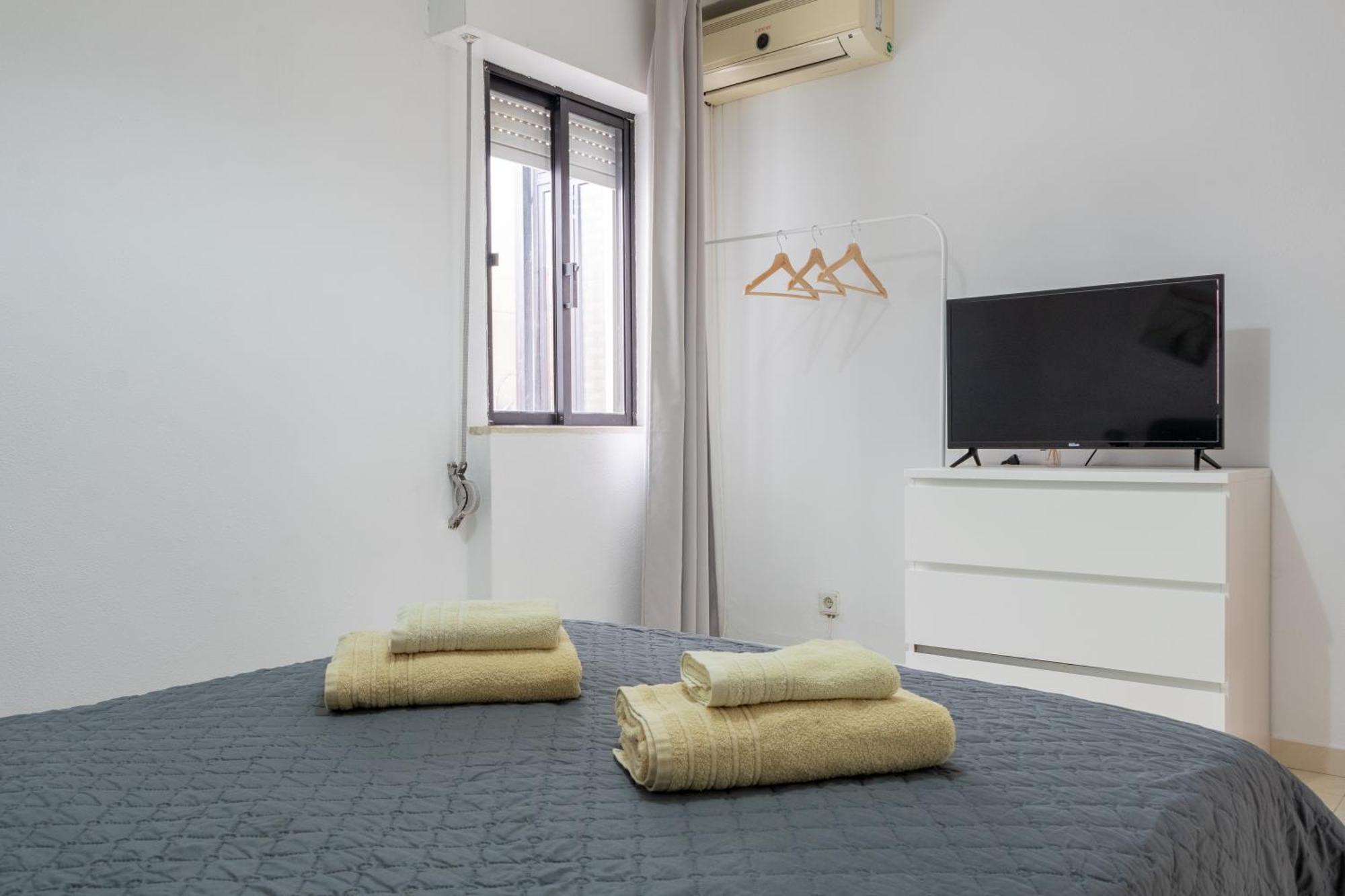 Blife Martinya House - Private Rooms And Apartments Ольян Экстерьер фото